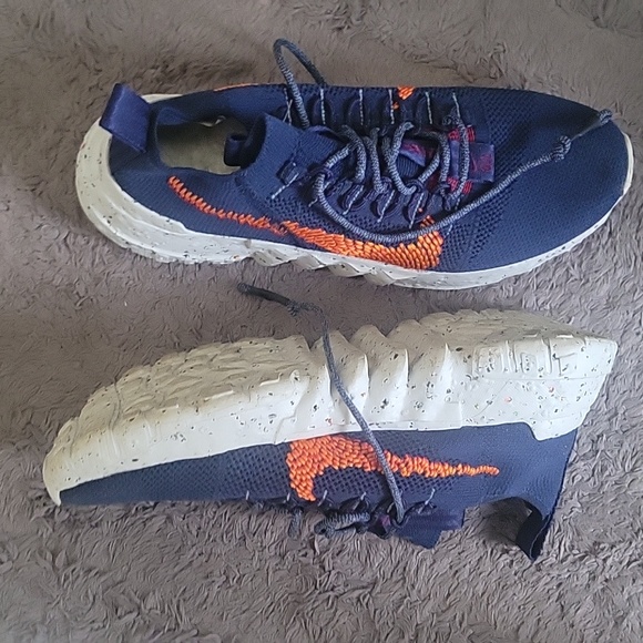 Nike sneakers - Picture 3 of 4